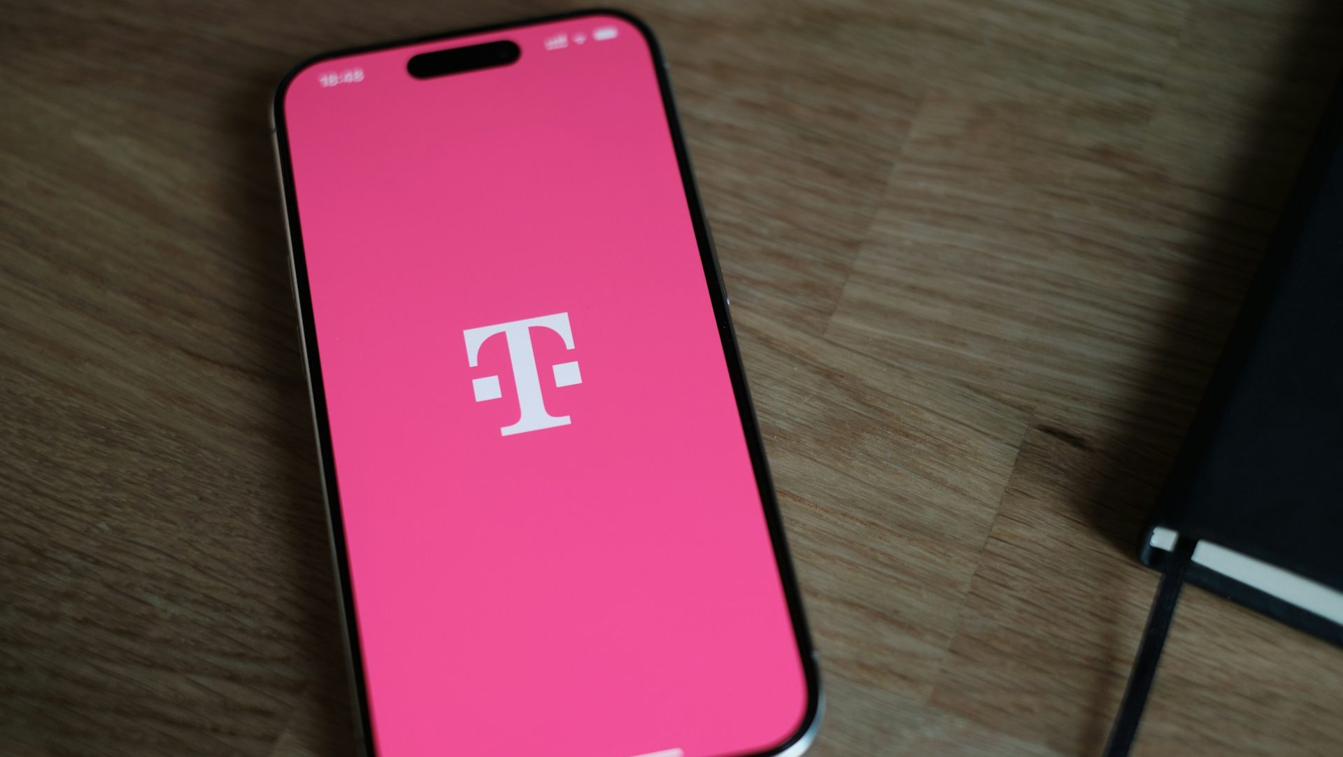 T-Mobile Referral Offer: Get $250 for You and a Friend
